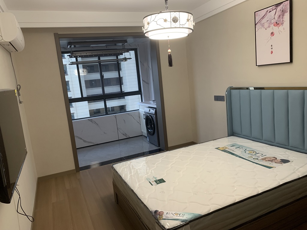 市住建局来我区开展保租房调研视察工作